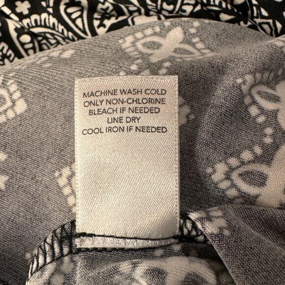 Christopher & Banks X-Large Tunic Top Geometric Long Bell Sleeves Stretch Black - Picture 9 of 9